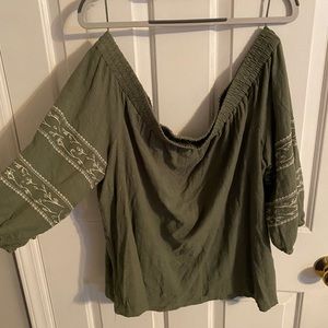 Vince Camuto off the shoulder top